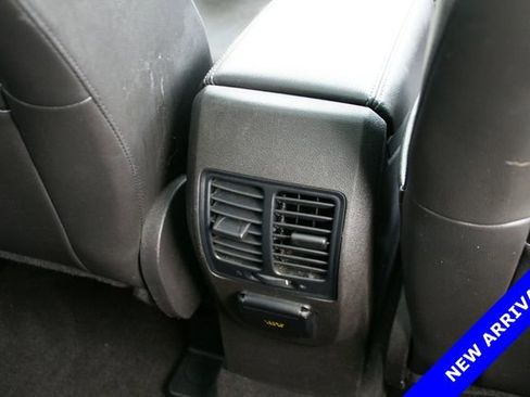 Used 2017 Ford Escape Titanium image 35