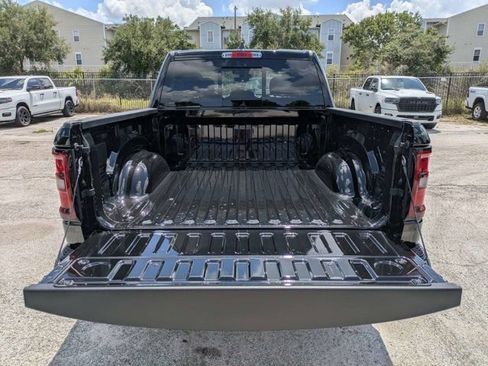 New 2026 RAM 1500 Express AWD/4WD image 12
