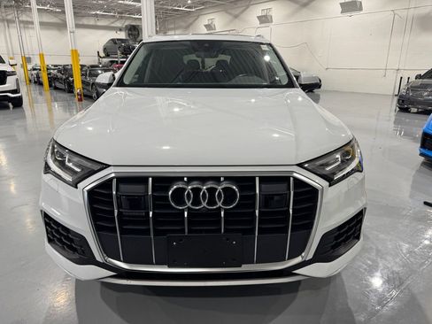 Used 2023 Audi Q7 2.0T Premium w/ Convenience Package image 2