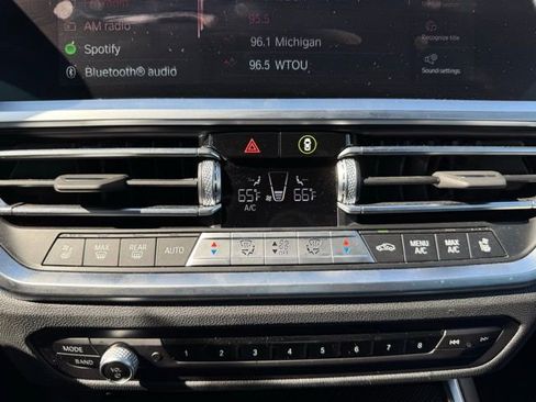 Certified 2022 BMW M4 xDrive Competition w/ Executive Package image 32