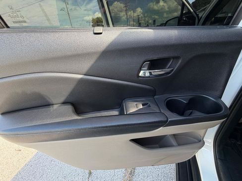 Used 2017 Honda Pilot Touring image 16