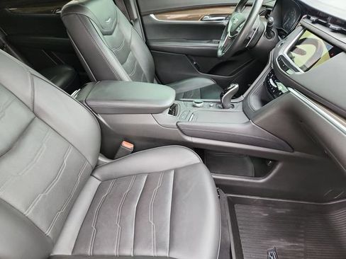 Used 2021 Cadillac XT5 Sportv w/ Platinum Package AWD/4WD image 22