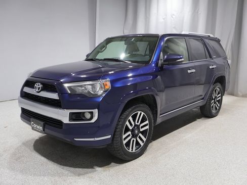 Used 2018 Toyota 4Runner Limited AWD/4WD image 9