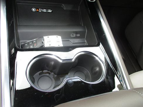 New 2026 Chevrolet Tahoe Z71 w/ Comfort Package image 18