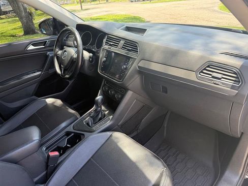Used 2018 Volkswagen Tiguan S FWD image 16