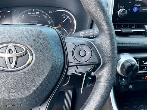 Used 2024 Toyota RAV4 LE FWD image 25
