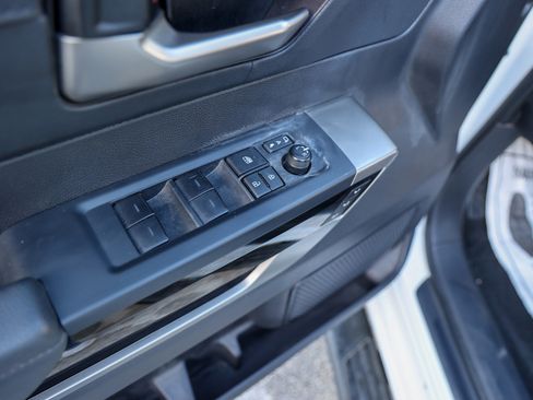 Used 2025 Toyota Tundra Limited image 33