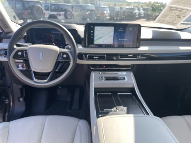 Used 2025 Lincoln Aviator Reserve w/ Illumination Package RWD image 19
