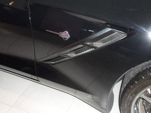 Used 2014 Chevrolet Corvette w/ 3LT Preferred Equipment Group image 10