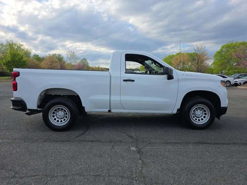 Used 2023 Chevrolet Silverado 1500 W/T RWD image 4