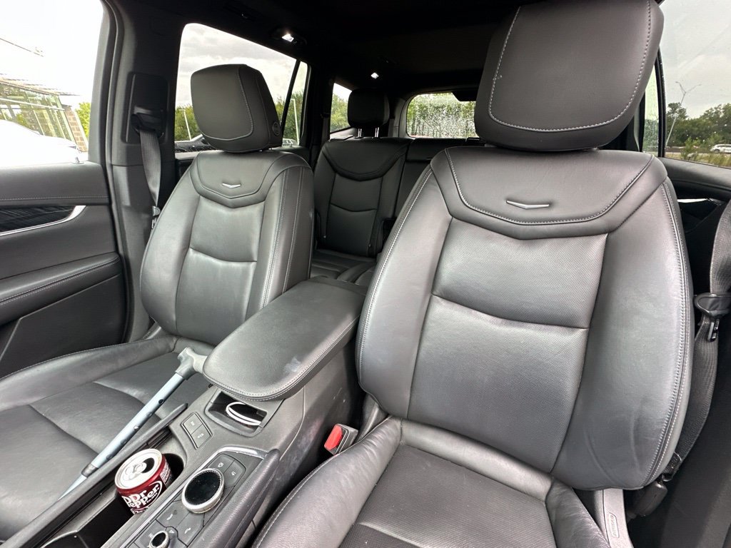 Used 2020 Cadillac XT6 Premium Luxury FWD image 12