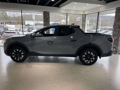 New 2026 Hyundai Santa Cruz SE image 2