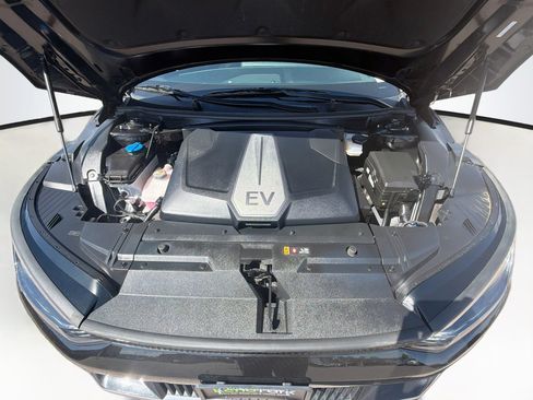 Used 2024 Kia EV6 Wind AWD/4WD image 34