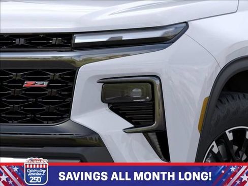 New 2026 Chevrolet Traverse Z71 w/ Driver Confidence Package AWD/4WD image 10