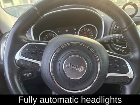 Used 2018 Jeep Compass Latitude w/ Popular Equipment Group AWD/4WD image 16