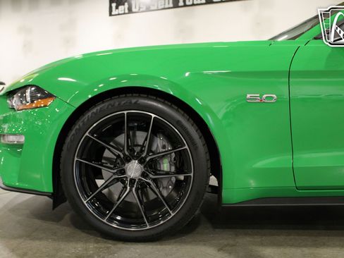Used 2019 Ford Mustang GT RWD image 38