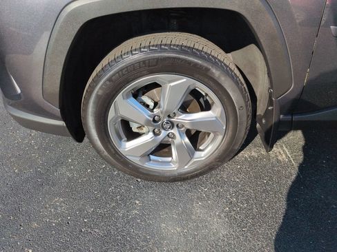 Certified 2020 Toyota RAV4 Limited AWD/4WD image 27