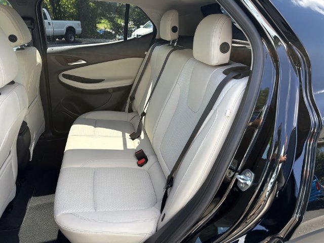 Used 2024 Buick Encore GX Preferred FWD image 23