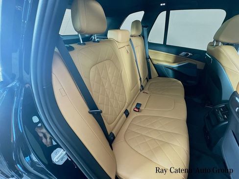 Certified 2025 BMW X5 xDrive50e w/ M Sport Package AWD/4WD image 29