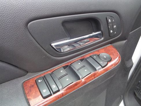 Used 2011 Chevrolet Silverado 3500 LTZ w/ Snow Plow Prep Package image 29