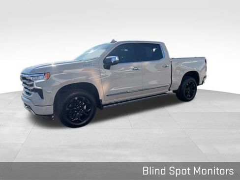 Used 2026 Chevrolet Silverado 1500 High Country w/ Technology Package AWD/4WD image 9