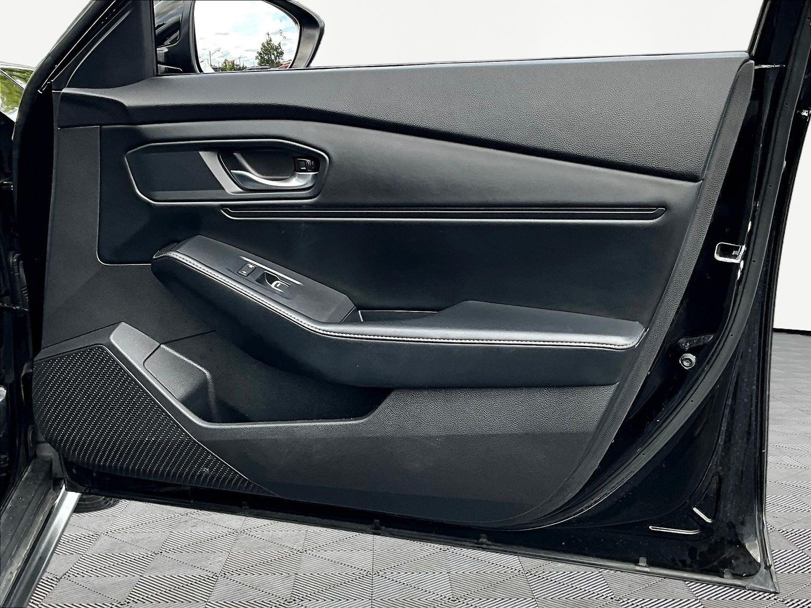 Used 2024 Honda Accord Sport image 27