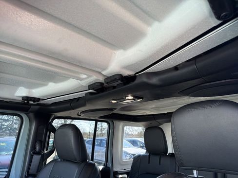 Used 2023 Jeep Wrangler Unlimited Sahara w/ Cold Weather Group image 29