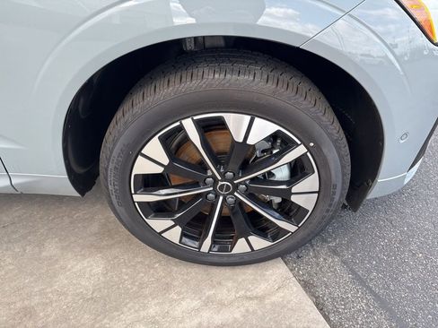 New 2026 Volvo XC60 T8 Plus w/ Protection Package Premier AWD/4WD image 14