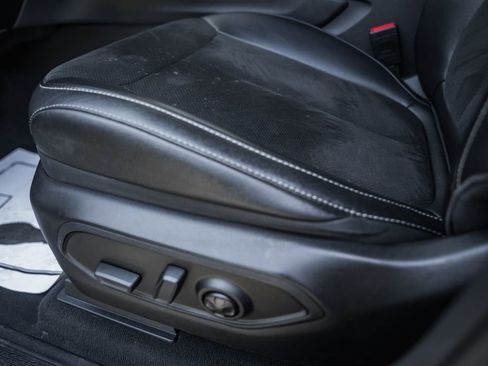 Used 2024 Jeep Grand Cherokee Altitude image 32