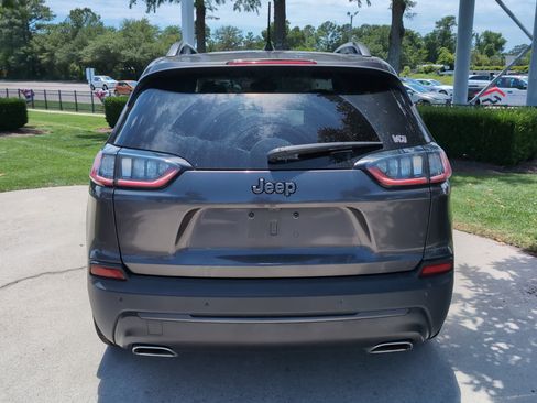 Used 2021 Jeep Cherokee Latitude Lux 80th Anniv w/ Quick Order Package 26U 80TH FWD image 9