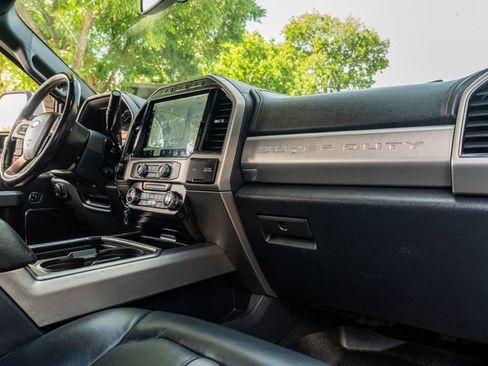 Used 2022 Ford F350 Platinum AWD/4WD image 47