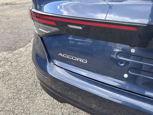 Used 2024 Honda Accord EX image 5