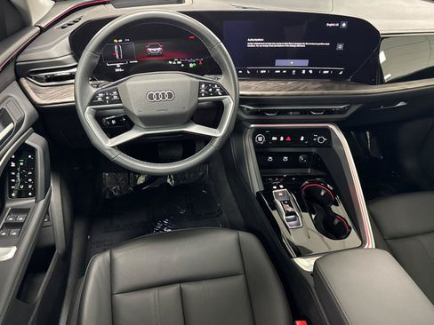 Certified 2025 Audi Q5 Premium Plus w/ Premium Plus AWD/4WD image 14