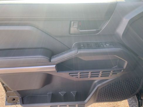 New 2026 Toyota Tacoma SR5 image 10