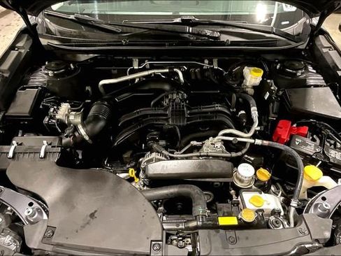 Used 2022 Subaru Outback Premium image 10