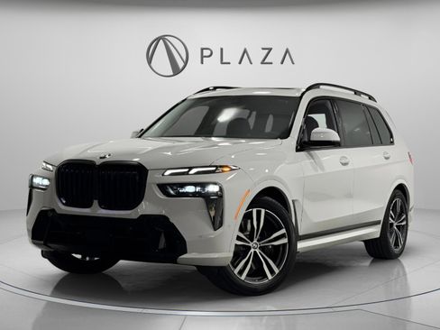 New 2026 BMW X7 xDrive40i w/ M Sport Package image 1