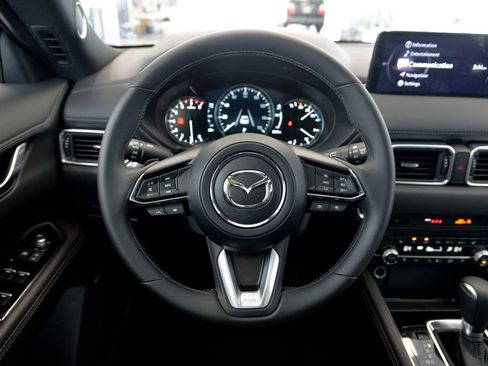 Certified 2025 MAZDA CX-5 Signature AWD/4WD image 18