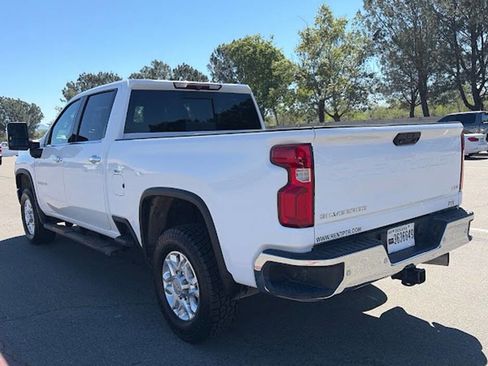 Used 2023 Chevrolet Silverado 2500 LTZ w/ LTZ Plus Package image 3