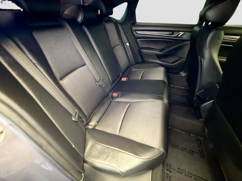 Used 2020 Honda Accord Sport image 14