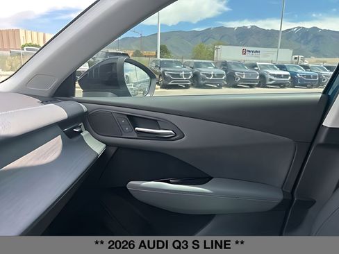 New 2026 Audi Q3 quattro 2.0T AWD/4WD image 37