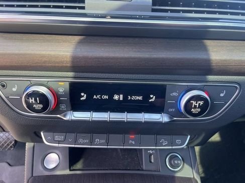 Used 2022 Audi Q5 2.0T Premium Plus w/ Premium Plus Package AWD/4WD image 26