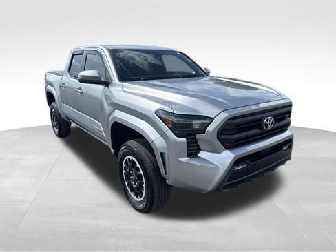 Used 2024 Toyota Tacoma SR5 RWD image 7