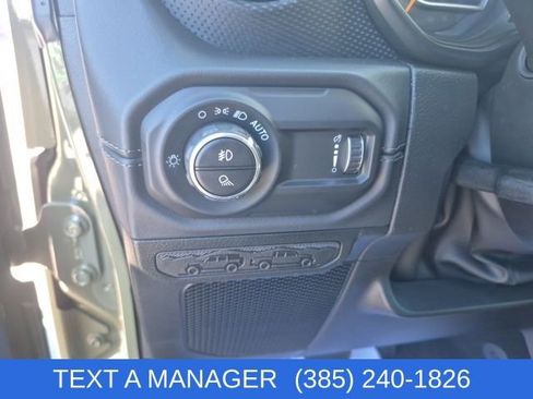 New 2026 Jeep Gladiator Mojave image 15