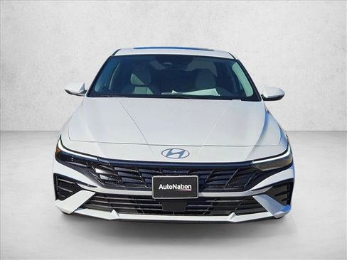 New 2026 Hyundai Elantra Limited image 6