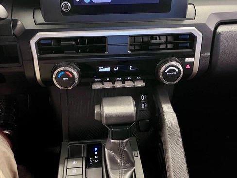 Used 2024 Toyota Tacoma SR image 11