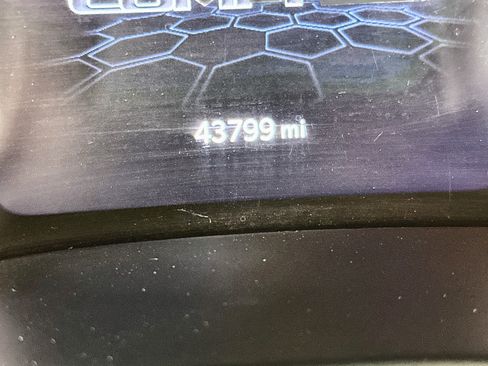 Used 2025 Jeep Compass Limited AWD/4WD image 19