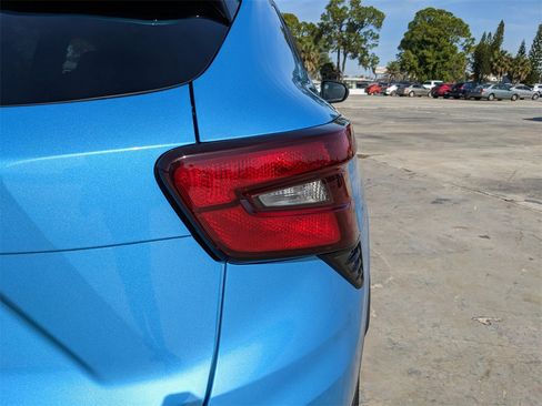 Used 2025 Chevrolet Trax RS image 11