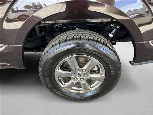 Used 2020 Ford F150 XLT w/ Equipment Group 302A Luxury AWD/4WD image 26