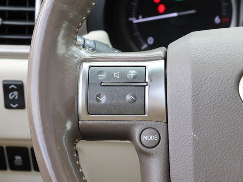 Used 2017 Lexus GX 460 Premium image 19