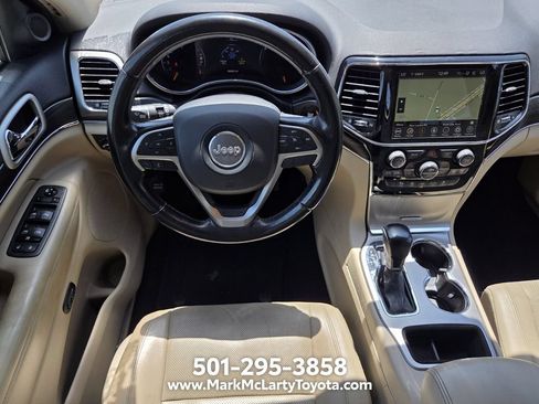 Used 2020 Jeep Grand Cherokee Limited w/ Luxury Group II RWD image 14